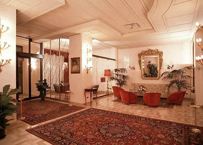 Astra מלון פררה