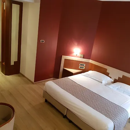 Astra 4* Ferrara