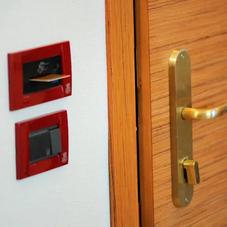 Astra 4* Φεράρα