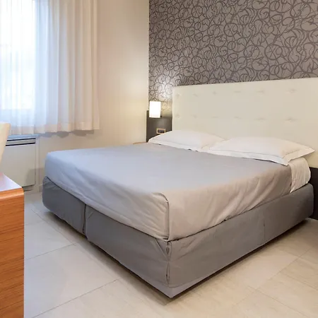 Astra 4* Ferrara
