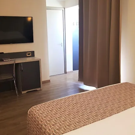 Hotel Astra Ferrara