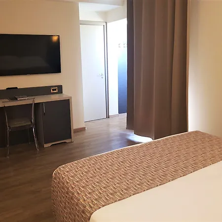 Hotel Astra Ferrara